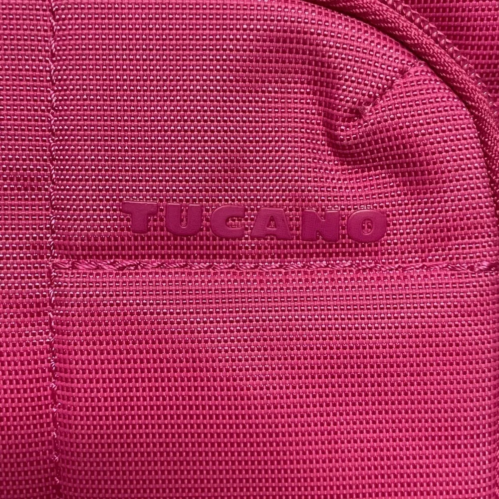 Tucano Hot Pink Laptop Case 14 Inch
